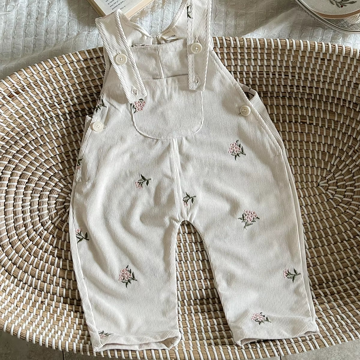 INS Overalls Girl Autumn Children Clothes Girl Jumpsuit 1-3Y Infant Bottoms Newborn Baby Flower Embroidery Pants